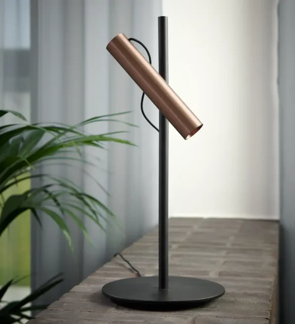 Light Point SPIRIT T1 Bordlampe Rose Gold & Sort Miljøbillede 3