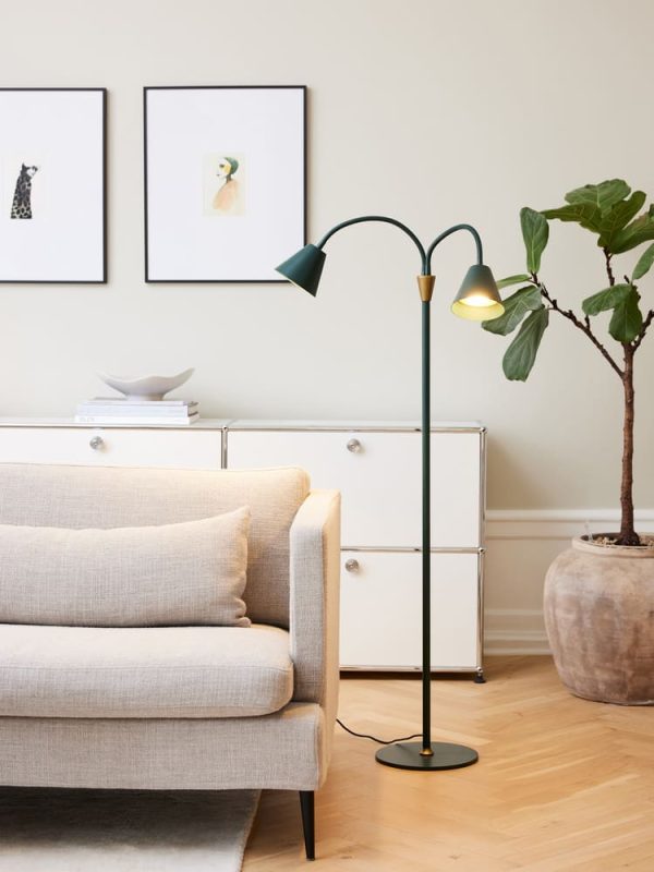 Halo Design Hygge Gulvlampe 2 Arm Dyb Grøn Miljø-1